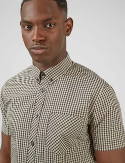 Signature Short-Sleeve Gingham Shirt - Black