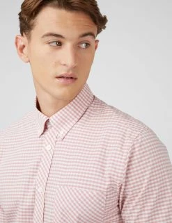 Signature Gingham Short-Sleeve Shirt - Raspberry