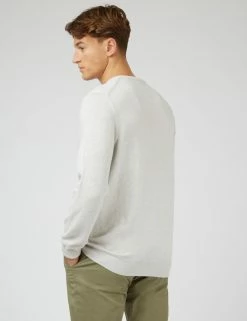 Signature Knit Crewneck - Ivory -clothing Shop 0063370 015 C t57g9r