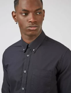 Signature Organic Long-Sleeve Oxford Shirt - Barely Black