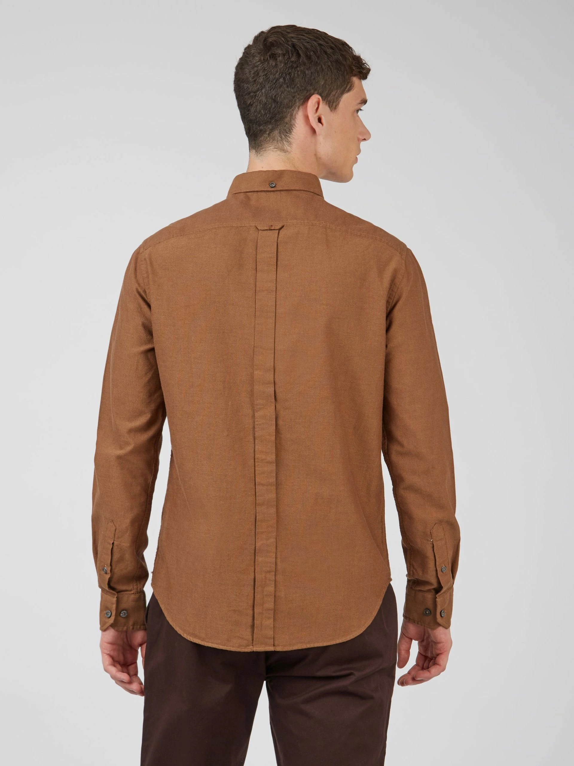 Signature Organic Long-Sleeve Oxford Shirt - Light Brown 4 Signature Organic Long-Sleeve Oxford Shirt - Light Brown - Image 4