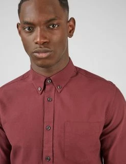 Signature Organic Long-Sleeve Oxford Shirt - Wine -clothing Shop 0065094 580 E 4ujspk scaled