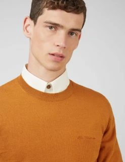 Signature Knit Crewneck Sweater - Ochre -clothing Shop 0066549 057 E scaled
