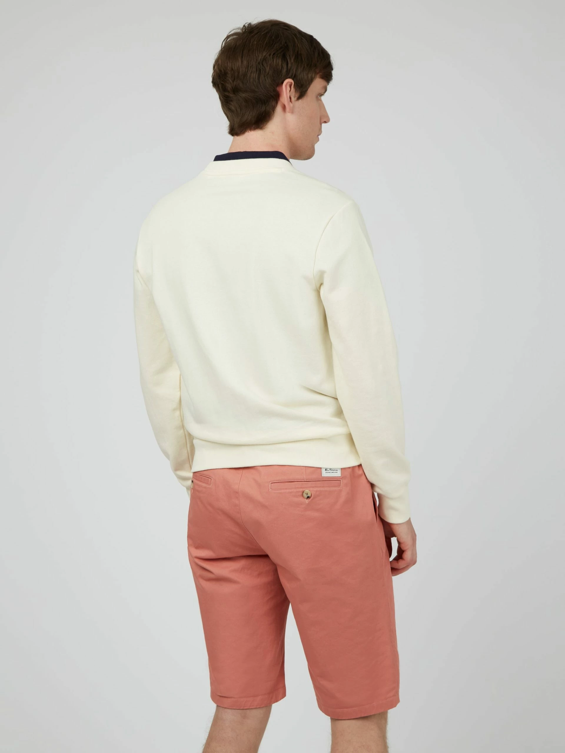 Strolling Record Graphic Crewneck Sweatshirt - Ivory 4 Strolling Record Graphic Crewneck Sweatshirt - Ivory - Image 4