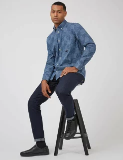 Chambray Patchwork Geo Print Long-Sleeve Shirt 9 Chambray Patchwork Geo Print Long-Sleeve Shirt -clothing Shop 0068069 035 C