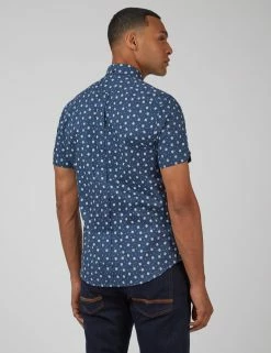 Scatter Print Short-Sleeve Shirt - Dark Blue -clothing Shop 0068071 026 B scaled