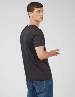 Organic Jersey Chest-Print Graphic Tee 10 Organic Jersey Chest-Print Graphic Tee -clothing Shop 0068164 290 C scaled