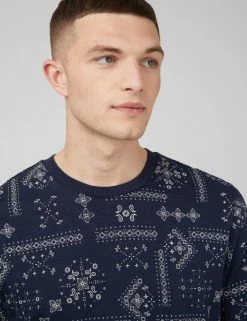 Geo Print Graphic Tee - Navy