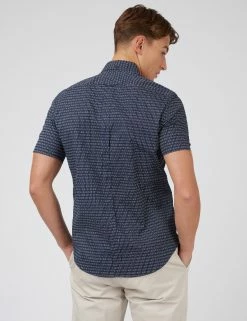Dash Print Short-Sleeve Shirt - Marine 11 Dash Print Short-Sleeve Shirt - Marine -clothing Shop 0071104 035 C yl6xvt
