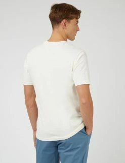 Signature 1960s Graphic Tee -clothing Shop 0071387 015 C lywdvh