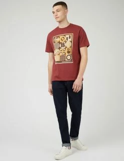 Signature 1970s Graphic Tee -clothing Shop 0071388 039 B bwawpm