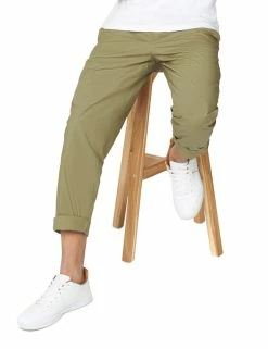 Poplin Relaxed-Taper Pleated Trouser - Olive -clothing Shop 64116 670 poplin relaxed taper pleated trouser olive seated