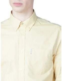 Long-Sleeve Signature Oxford Shirt - Pale Yellow -clothing Shop 65094 451 long sleeve signature oxford shirt pale yellow closeup