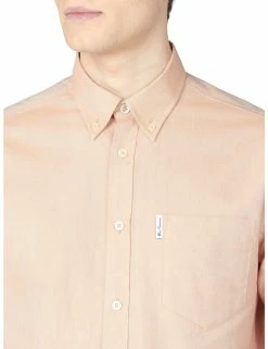 Long-Sleeve Signature Oxford Shirt - Anise 8 Long-Sleeve Signature Oxford Shirt - Anise -clothing Shop 65094 932 long sleeve signature oxford shirt anise closeup