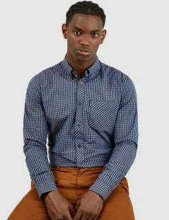 Signature Long-Sleeve Gingham Shirt -clothing Shop BS 0059141 371 B