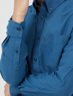 Signature Organic Long-Sleeve Oxford Shirt - Persian Blue -clothing Shop BS 0065094 109 G scaled