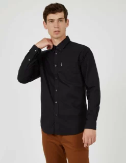 Signature Organic Long-Sleeve Oxford Shirt - Barely Black 14 Signature Organic Long-Sleeve Oxford Shirt - Barely Black -clothing Shop BS 0065094 280 A