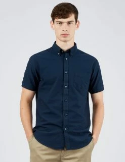 Short-Sleeve Signature Oxford Shirt