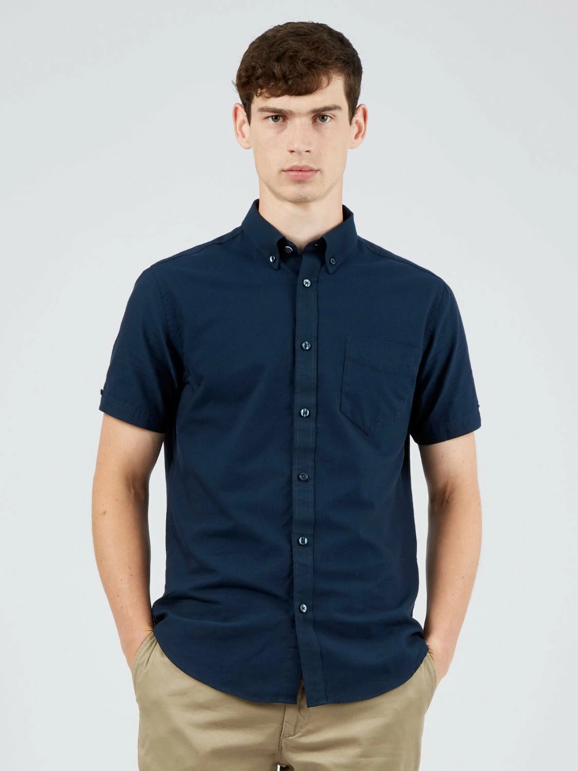Short-Sleeve Signature Oxford Shirt 1 Short-Sleeve Signature Oxford Shirt