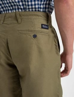 Beatnik Oxford Garment Dye Slim Short - Light Olive -clothing Shop M150BEN0003LIGHTOLIVE BM 4 scaled