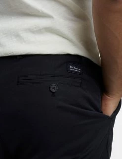 Everyday Slim Fit Chino Short - Black 8 Everyday Slim Fit Chino Short - Black -clothing Shop M150BEN0009BLACK BM 1 4 scaled