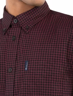 Long-Sleeve Dogtooth Print Shirt - Ruby -clothing Shop ba18f53081 046.collar detail