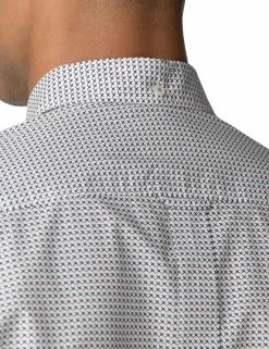 Long-Sleeve Retro Geo Print Shirt - Off White 8 Long-Sleeve Retro Geo Print Shirt - Off White -clothing Shop ma18f50836 106.neck detail